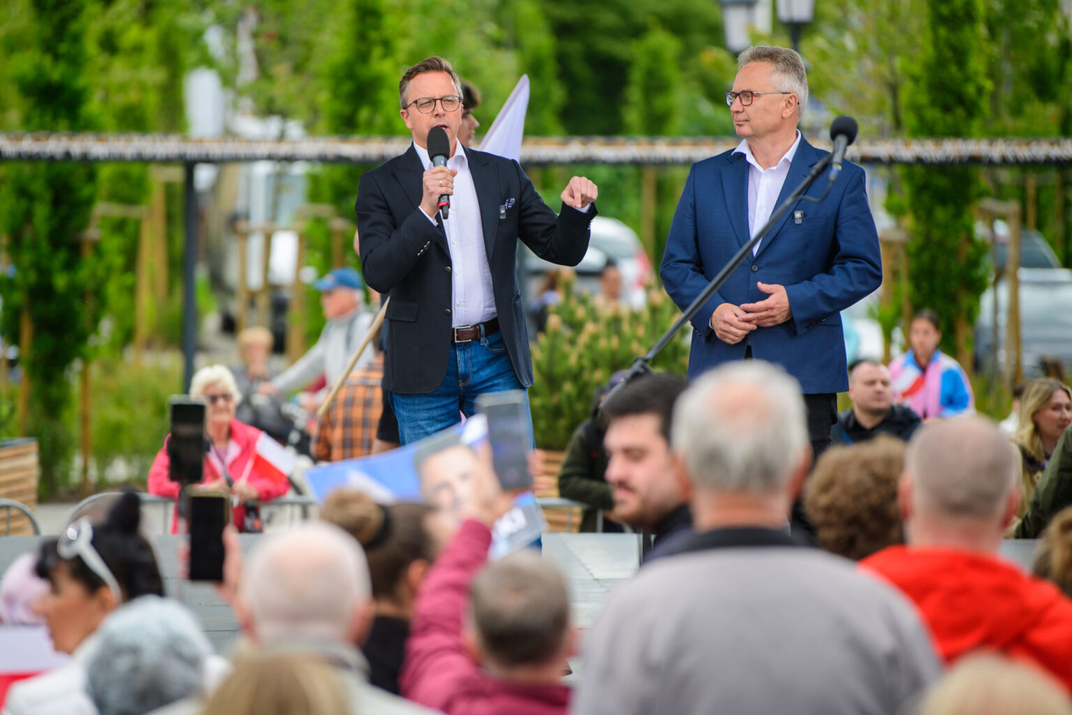 Rafal Trzaskowski w Pabianicach Fot Sebastian Szwajkowski 11