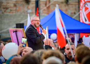 Grzegorz Braun w Łodzi. Kandydat na prezydenta mówił o bezpieczeństwie i energetyce [ZDJĘCIA]