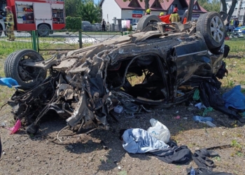 Wypadek na DK12 w powiecie sieradzkim, jedna osoba nie żyje. Uwaga na utrudnienia!