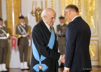 Były prezydent Łodzi Jerzy Kropiwnicki odznaczony przez prezydenta Andrzeja Dudę Orderem Orła Białego