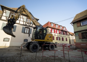 Jak wybrać koparkę kołową do swojego projektu?