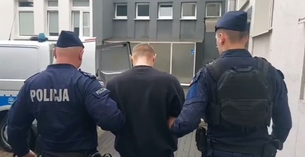 Nożownik w Zgierzu pomylił ofiary. Chciał skrzywdzić krewnego, ranił 38-latka 1 Nożownik w Zgierzu pomylił ofiary