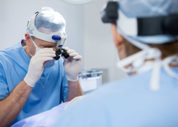 Szpital w Bełchatowie ma nowy sprzęt do leczenia okulistycznego i walki z bezpłodnością