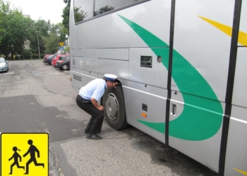 Policja, słucham. Wakacyjne punkty kontroli autokarów