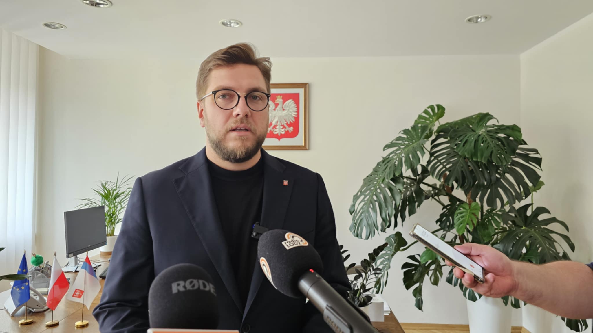 Robert Bąkiewicz w Piotrkowie Trybunalskim mówił o referendum. Prezydent: skazany bojówkarz ma decydować o przyszłości naszego miasta? 5 195b469c 2b1d 4490 bf39 298f1805c7cc