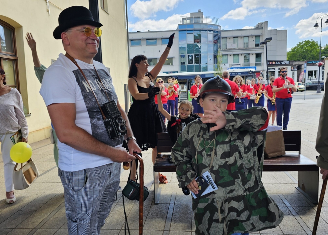 Filmowe powitanie wakacji w Piotrkowie Trybunalskim