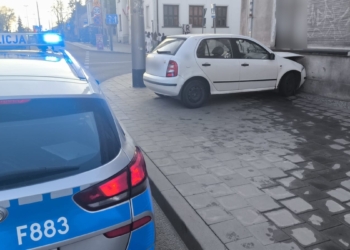 Pijany kierowca wjechał w budynek