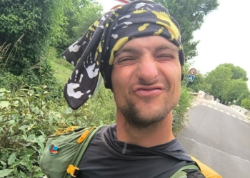 Mateusz Jędrzejczak biegnie z Łodzi do Hiszpanii
