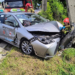 Rozbita taksówka na Pomorskiej w Łodzi. Służby w akcji 9 Rozbita taksówka na Pomorskiej w Łodzi