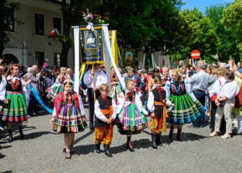 Boże Ciało 2025. Uroczystości w Łowiczu