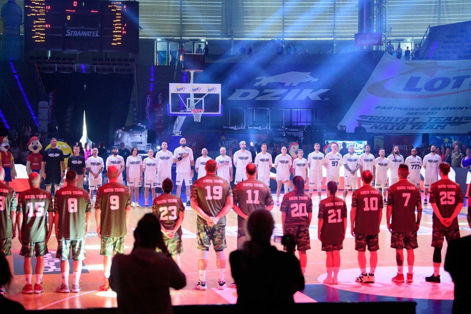 Gortat Team vs Team NATO Fot Sebastian Szwajkowski 15