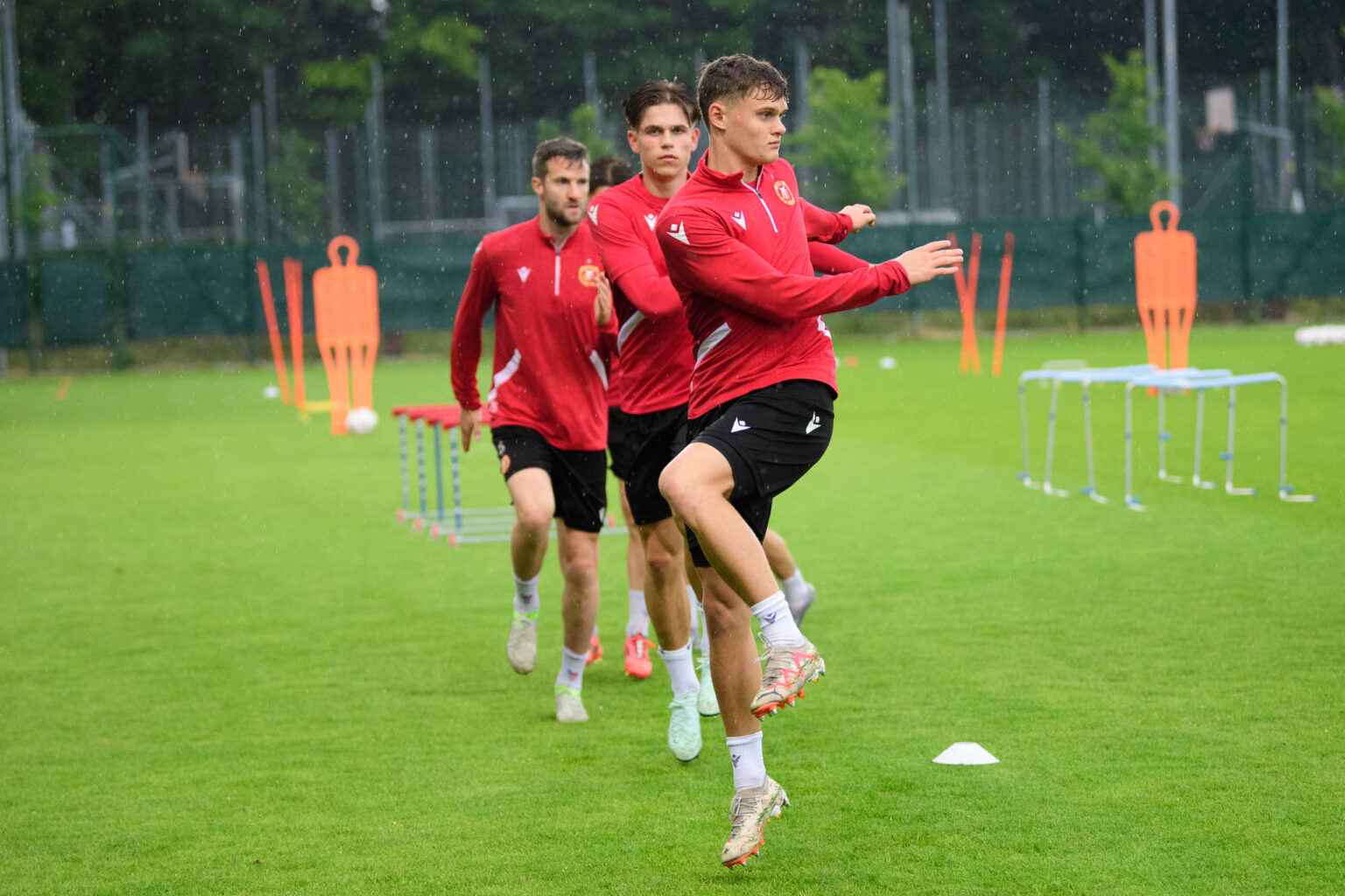 Konferencja Trenera i Trening Widzewa Fot Sebastian Szwajkowski 22