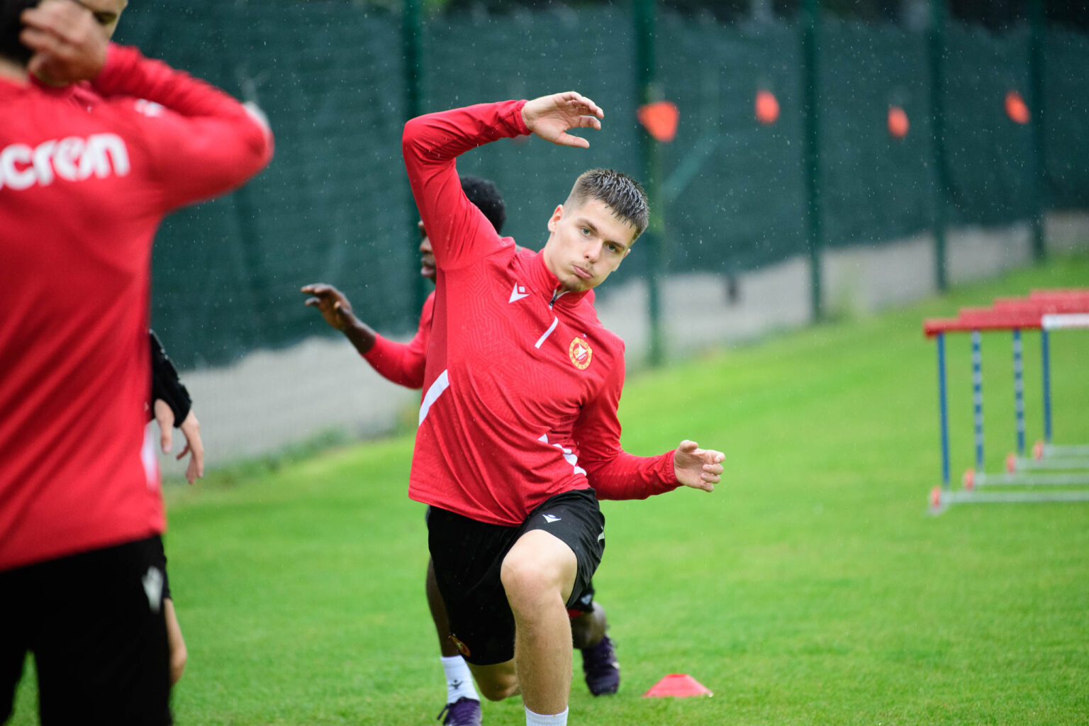 Konferencja Trenera i Trening Widzewa Fot Sebastian Szwajkowski 32