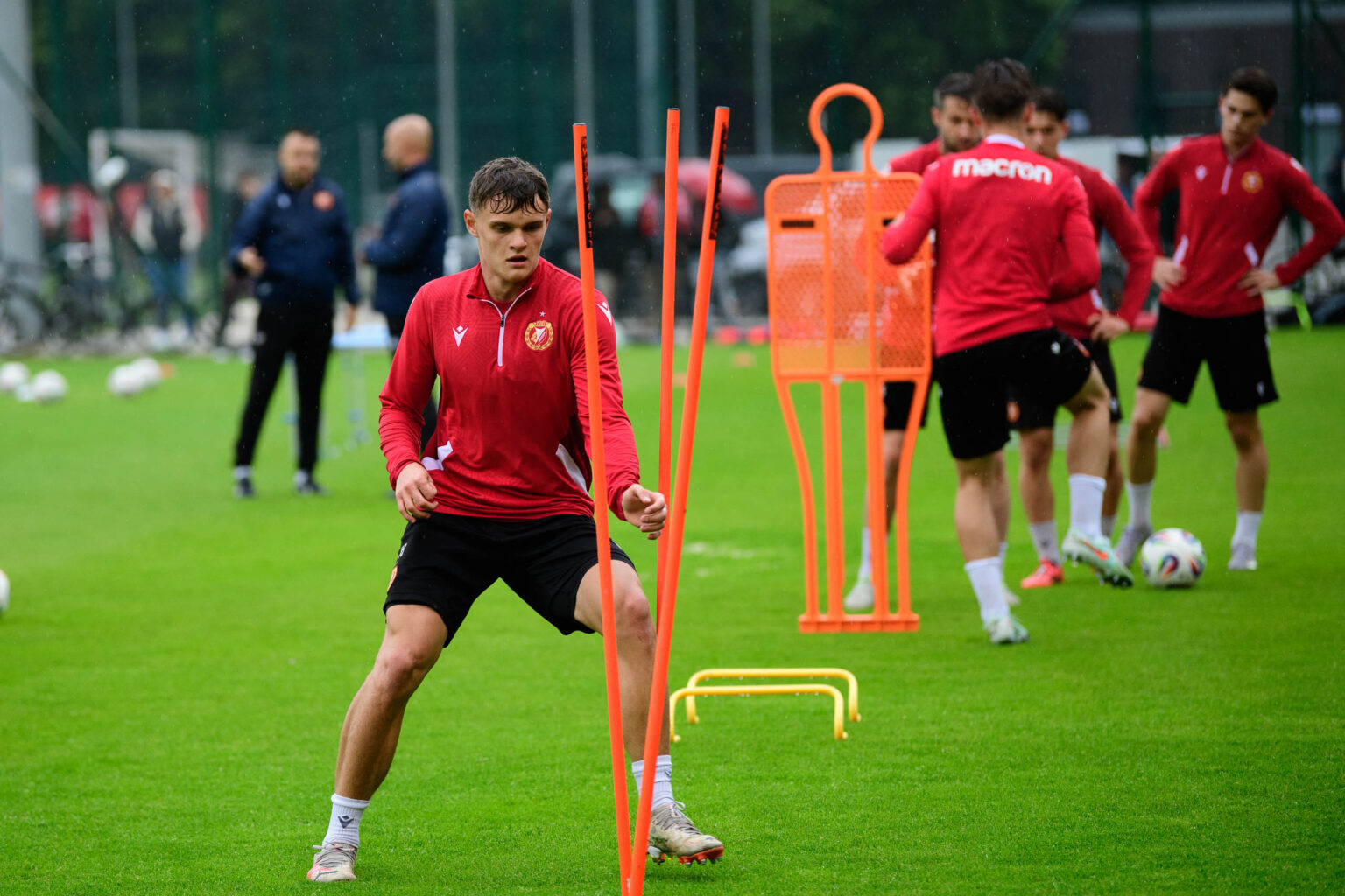 Konferencja Trenera i Trening Widzewa Fot Sebastian Szwajkowski 36