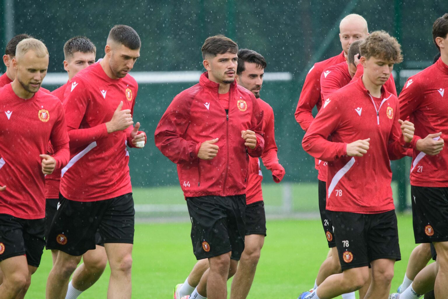 Konferencja Trenera i Trening Widzewa Fot Sebastian Szwajkowski 6