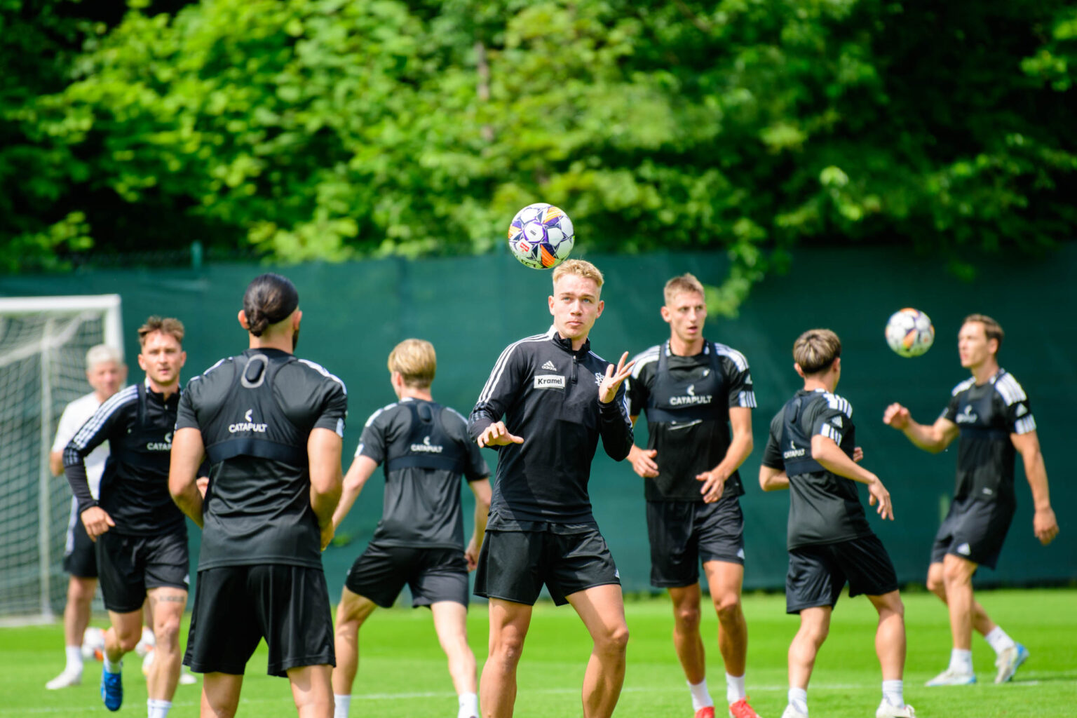 Konferencja trenera Pierwszy Trening LKS Fot Sebastian Szwajkowski 18