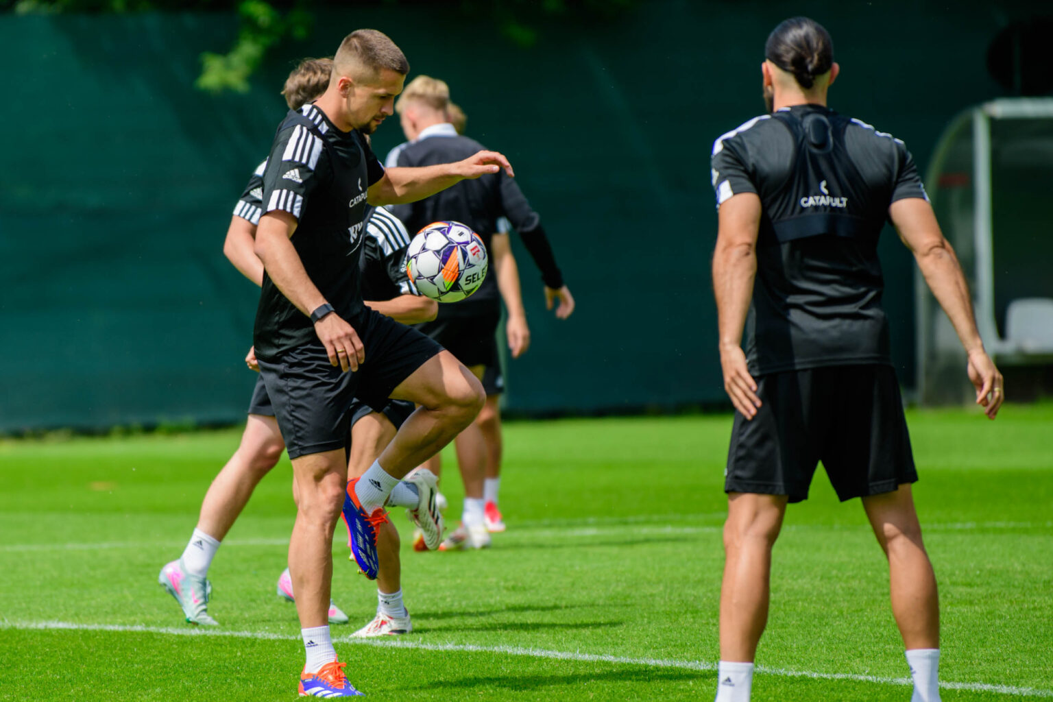 Konferencja trenera Pierwszy Trening LKS Fot Sebastian Szwajkowski 6