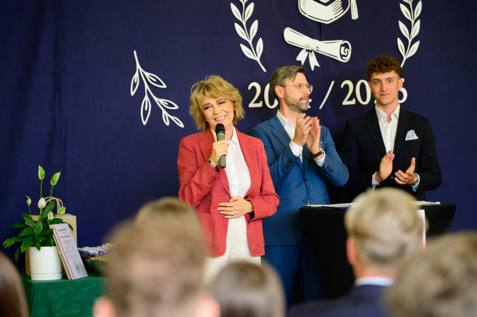 Zakonczenie roku szkolnego w XXIX LO Fot Sebastian Szwajkowski 10