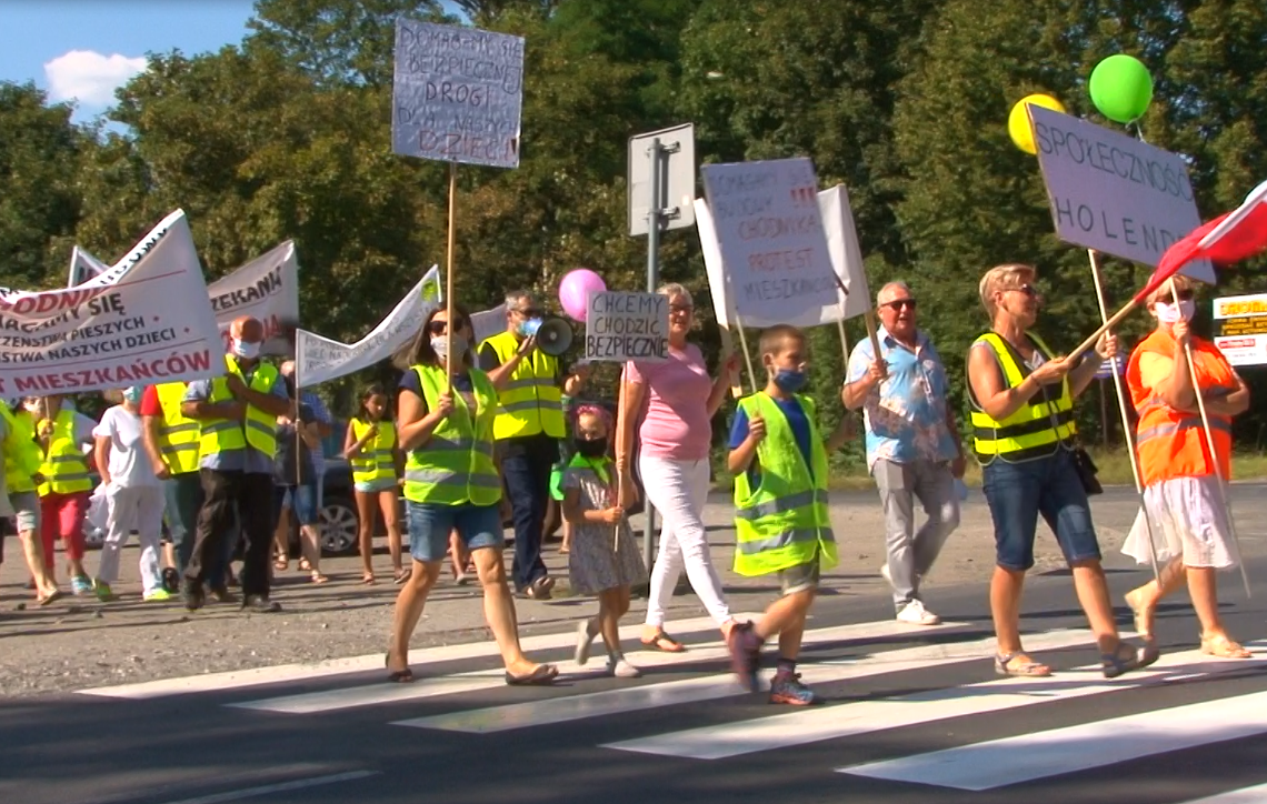 Mieszkańcy wsi Holendry doczekają się chodnika