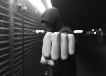 Brutalizacja życia w Polsce | Radio Nocą