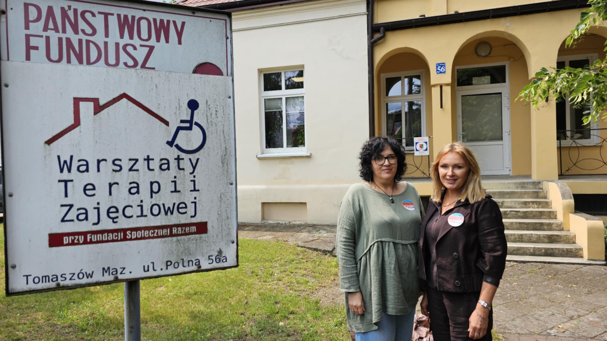 Instruktorzy terapii zajęciowej z Tomaszowa protestują. Obawiają się o swoją przyszłość