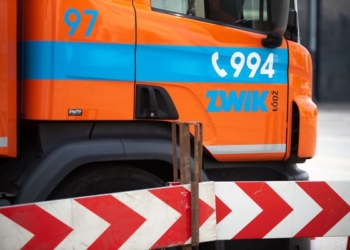 Awarie wodociągowe w Łodzi. Brak wody w wielu blokach na Retkini