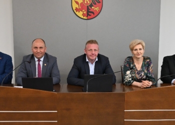 Rada powiatu radomszczańskiego przeciwko nielegalnym imigrantom