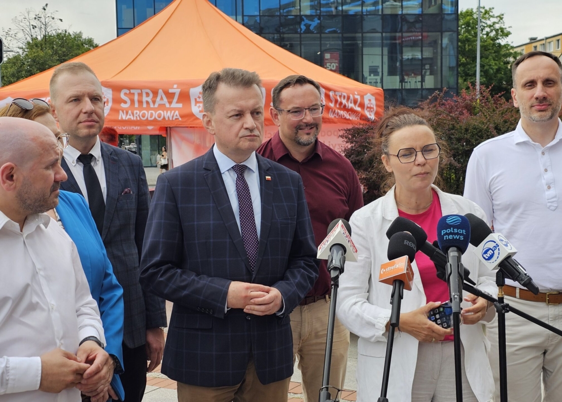 Mariusz Błaszczak w Piotrkowie Trybunalskim. Wsparł referenda 1 Mariusz Błaszczak w Piotrkowie Trybunalskim. Wsparł referenda