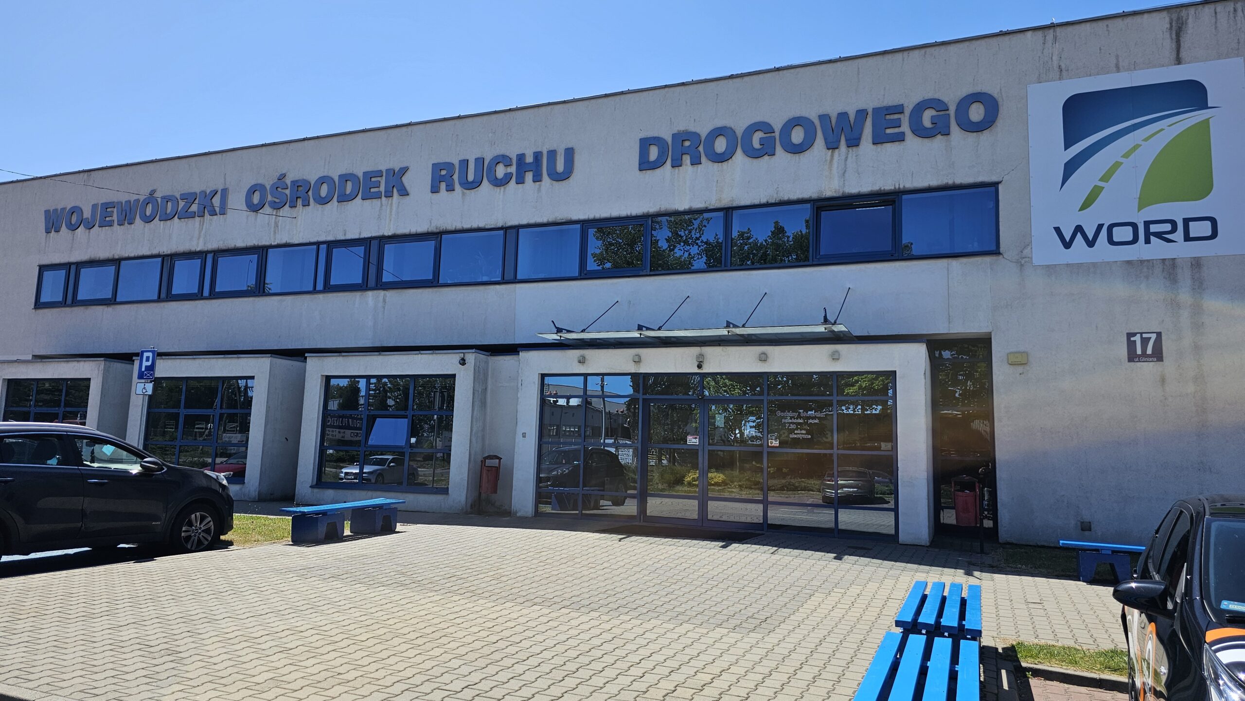 Wydłużony czas oczekiwania na egzamin w piotrkowskim WORD-zie. "Wakacje to najbardziej oblegany czas w roku" 2 Wydłużony czas oczekiwania na egzamin w piotrkowskim WORD-zie