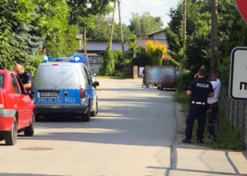 Nietypowa jazda ulicami Sieradza. Za kierownicą siedziały dwie pijane osoby