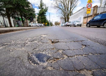 Utrudnienia przy łódzkim szpitalu. Autobusy jadą zmienioną trasą