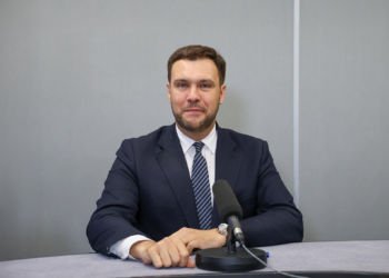 Ma zapłacić za uciążliwe zapachy. Rolnik otrzyma pomoc od PSL – zapowiada wiceminister Adam Nowak