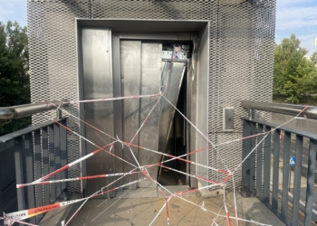 Uszkodzone windy na trasie W-Z