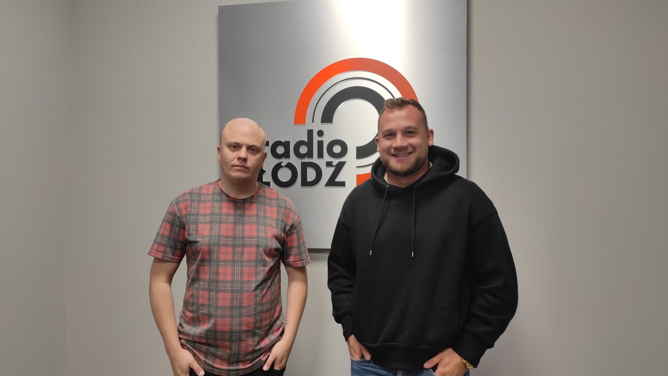 Poranek dla aktywnych. Jak uniknąć tragedii nad wodą? Rozmowa z ratownikiem Wojciechem Bartoszewskim [PODCAST]