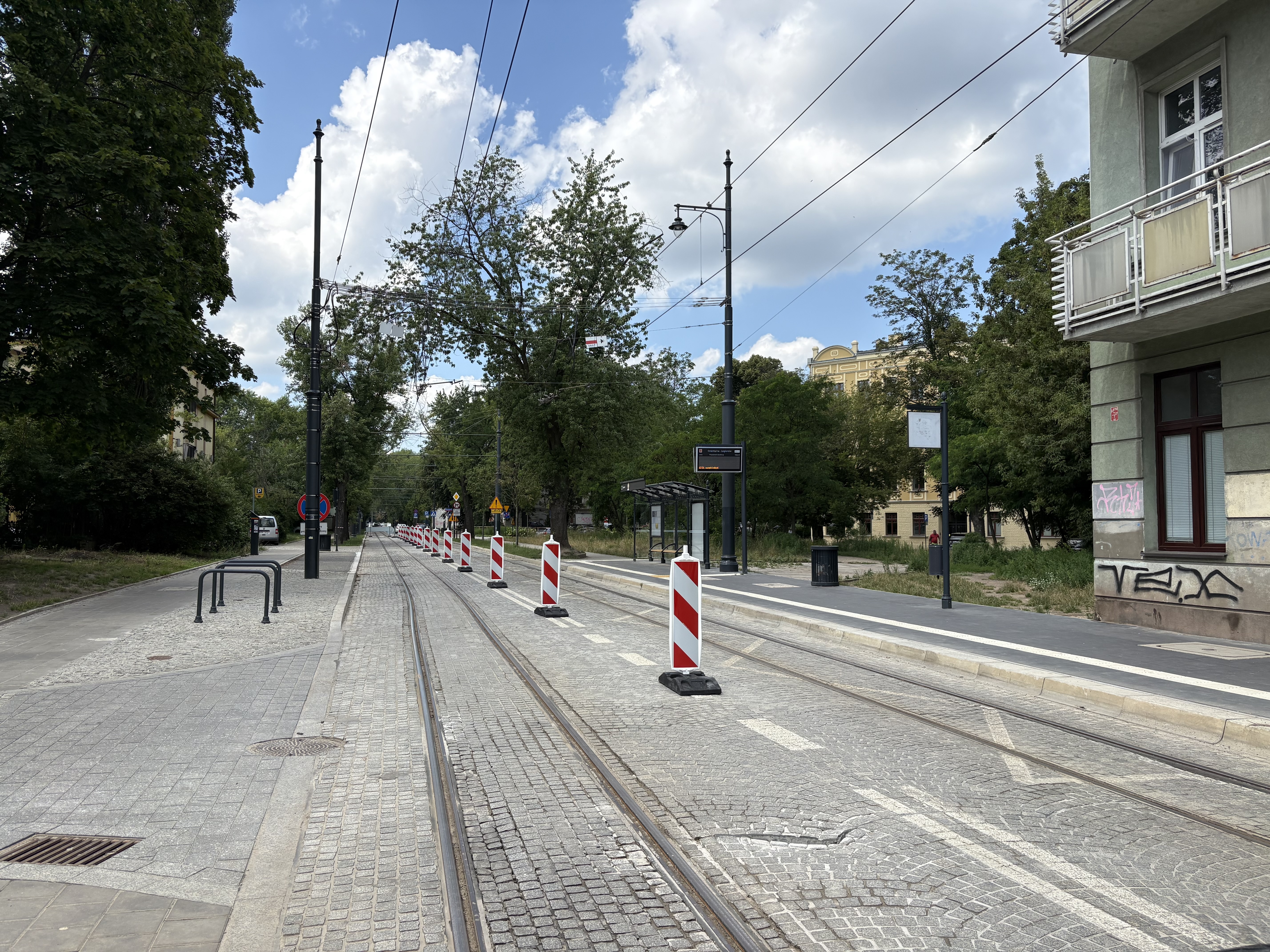 Ulica Cmentarna do poprawki. Drogowcy rozpoczęli już prace korekcyjne, są utrudnienia w ruchu