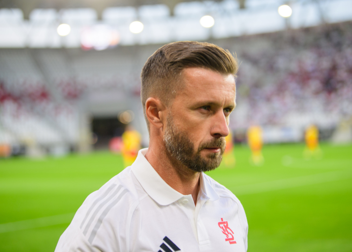 Byli piłkarze zatrzymali ŁKS w Głogowie. Łodzianie dalej bez punktu na wyjeździe 1 LKS Lodz vs Znicz Pruszkow Fot Sebastian Szwajkowski 22