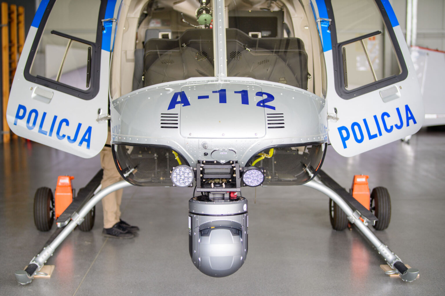 Nowy helikopter łódzkiej policji Fot Sebastian Szwajkowski_12 Nowy helikopter lodzkiej policji Fot Sebastian Szwajkowski 12