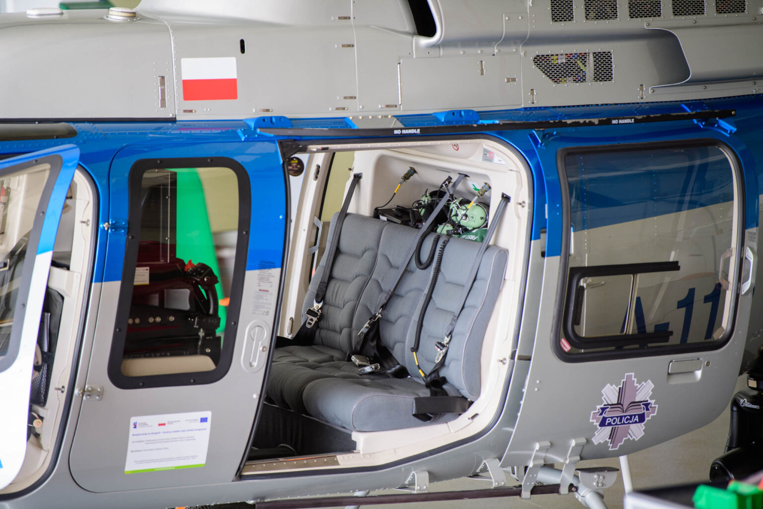 Nowy helikopter lodzkiej policji Fot Sebastian Szwajkowski 15