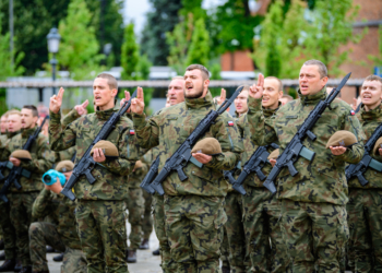 Przysięga nowych żołnierzy 9. Łódzkiej Brygady Obrony Terytorialnej