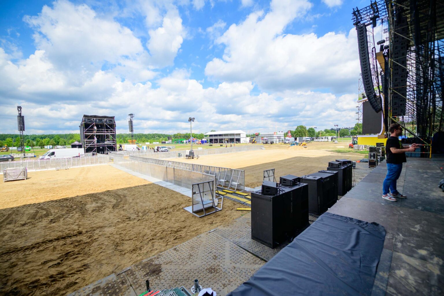 Sceny na Łódź Summer Festiwal prawie gotowe Fot Sebastian Szwajkowski_21 Sceny na Lodz Summer Festiwal prawie gotowe Fot Sebastian Szwajkowski 21