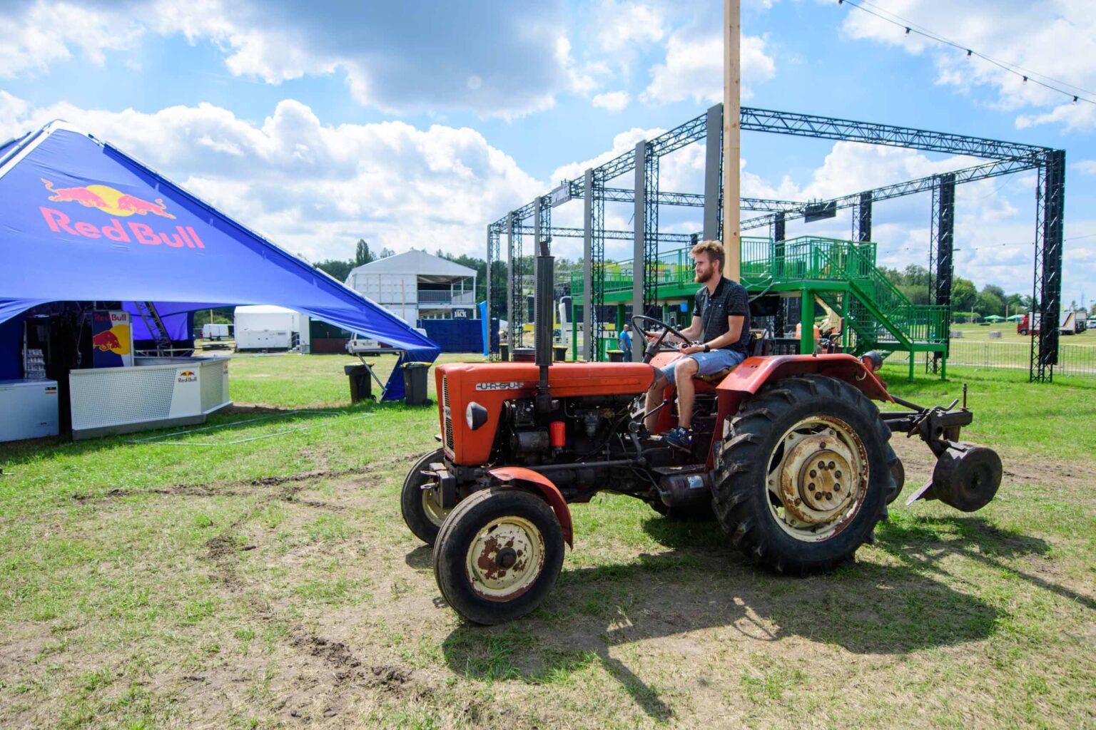 Sceny na Lodz Summer Festiwal prawie gotowe Fot Sebastian Szwajkowski 24