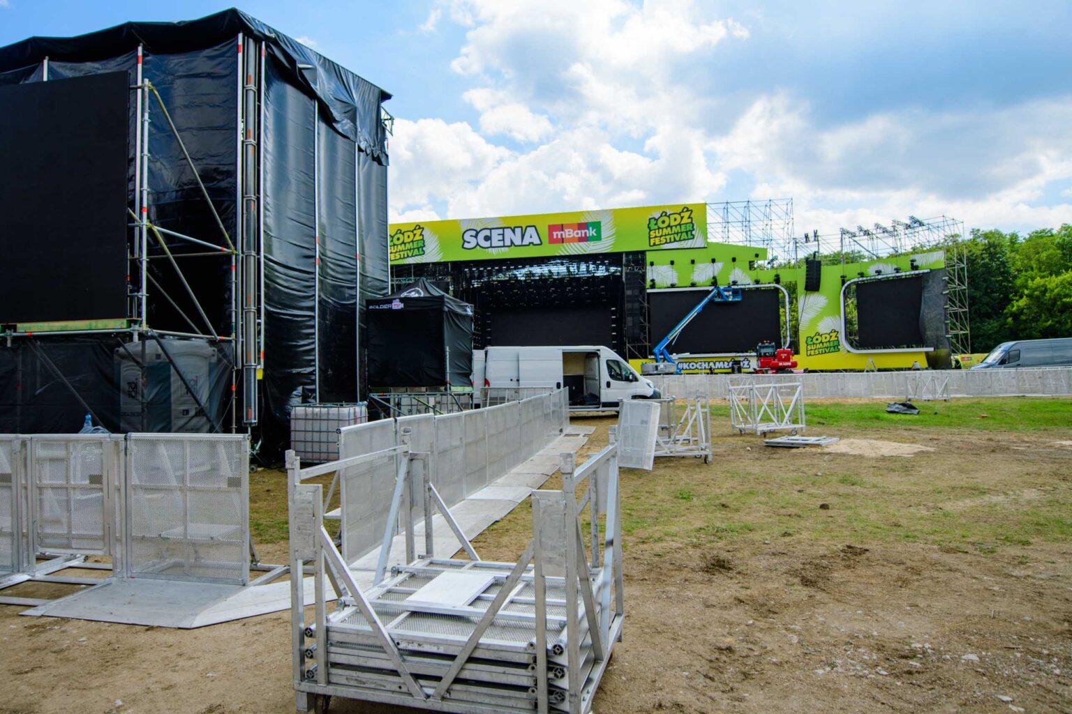 Sceny na Lodz Summer Festiwal prawie gotowe Fot Sebastian Szwajkowski 33