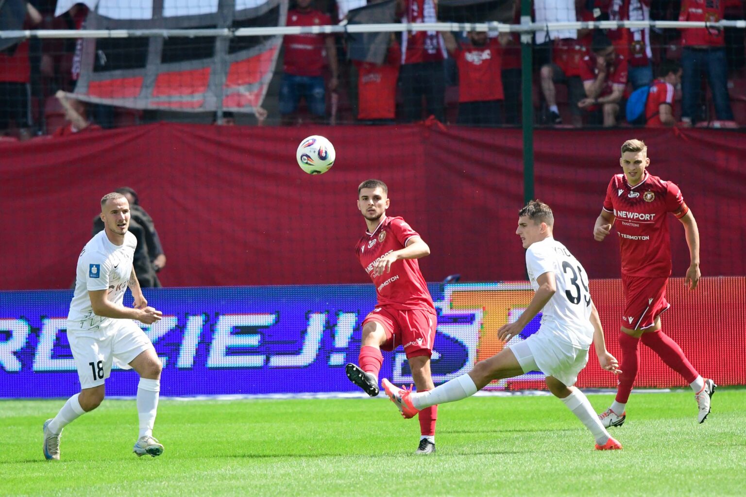 Widzew Lodz vs Zaglebie Lublin Fot Sebastian Szwajkowski