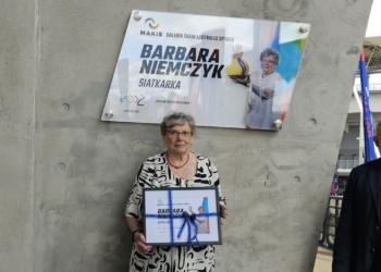Barbara Niemczyk w Galerii Sław Łódzkiego Sportu