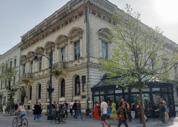 Kultowa kamienica przy Piotrkowskiej bez prądu