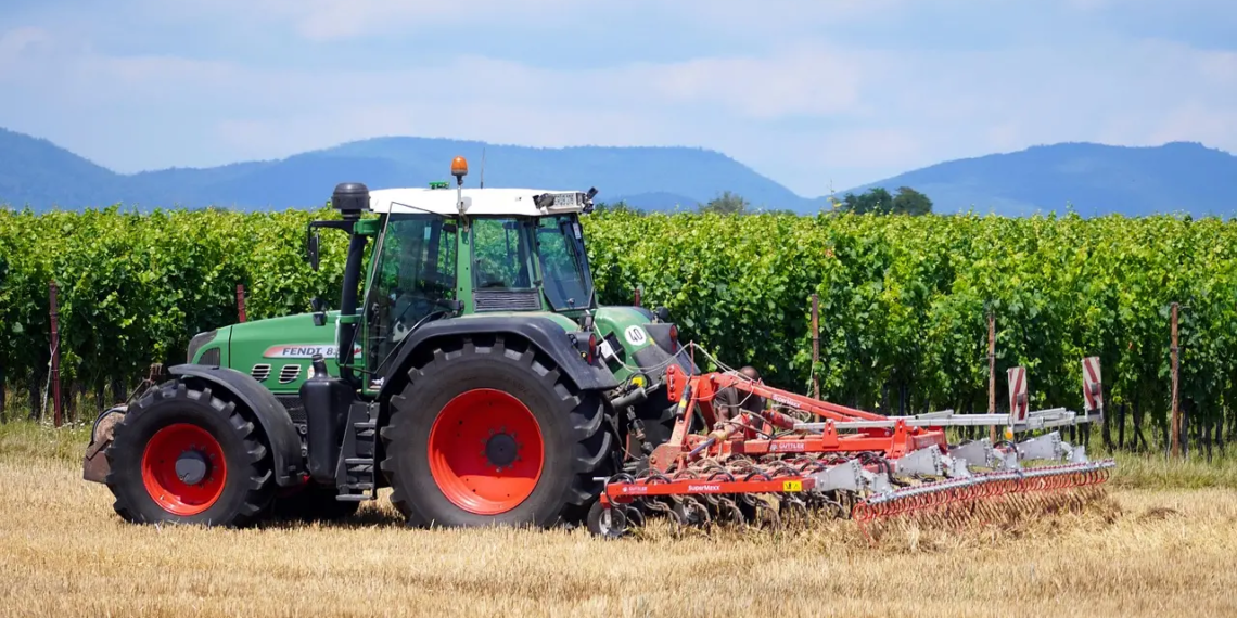 Jak dbać o ciągnik marki New Holland?