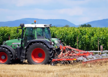 Jak dbać o ciągnik marki New Holland?