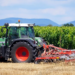 Jak dbać o ciągnik marki New Holland?