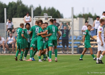 III liga gr. 1 - 3. kolejka. KS CK Troszyn - GKS Bełchatów