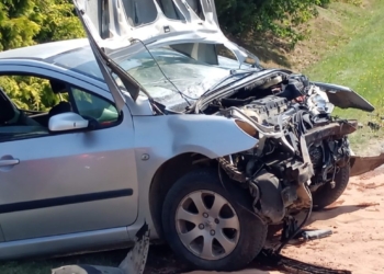 Groźny wypadek w powiecie rawskim. Lądował śmigłowiec LPR 6 Groźny wypadek w powiecie rawskim. Lądował śmigłowiec LPR